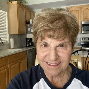 Meet your Posher, Carol